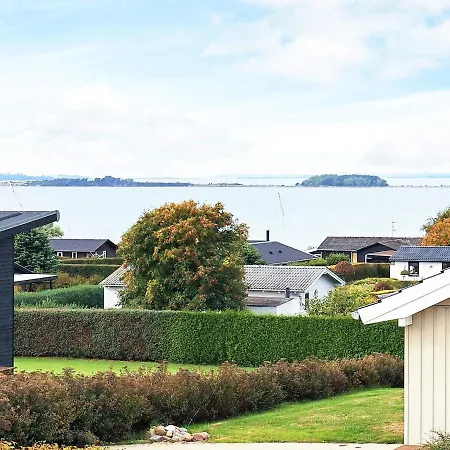 6 Person Holiday In Faaborg بيت للعطل